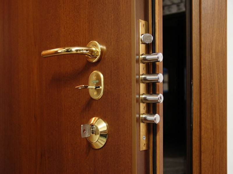 Apertura porte bloccate e blindate 24h